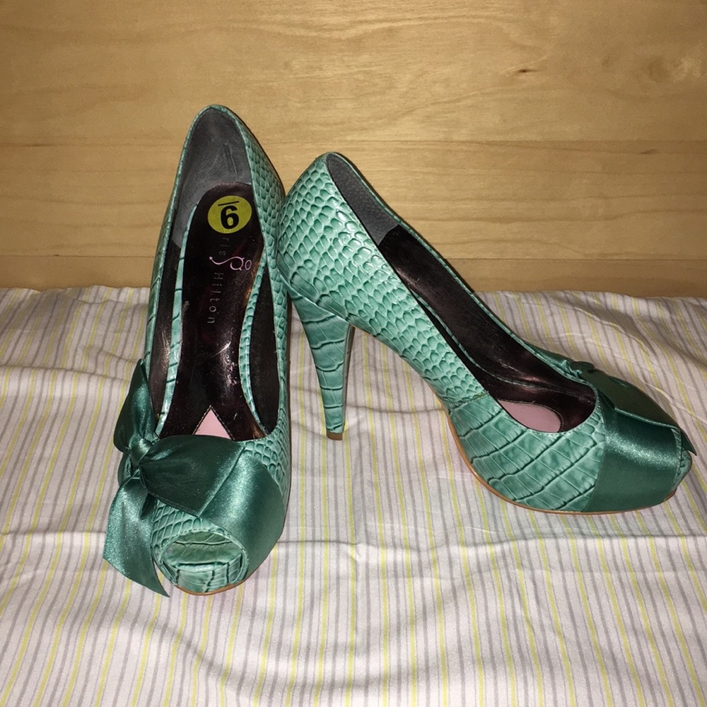 Women’s Turquoise Stiletto